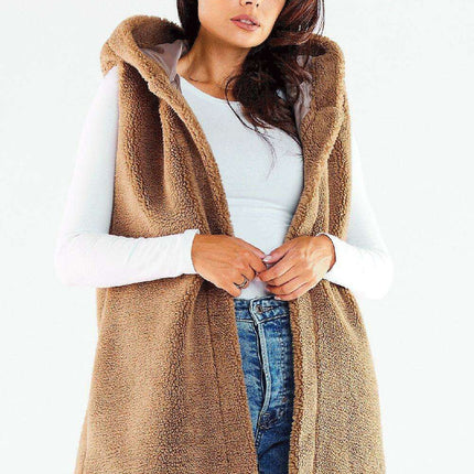 Chic and Cozy Hooded Vest with Pockets for Every Occasion - Très Elite