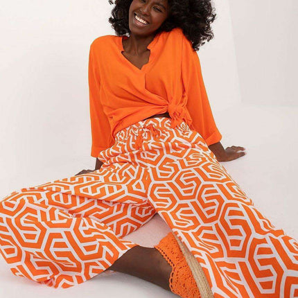 Chic and Cozy Wide-Leg Trousers for Women - Très Elite