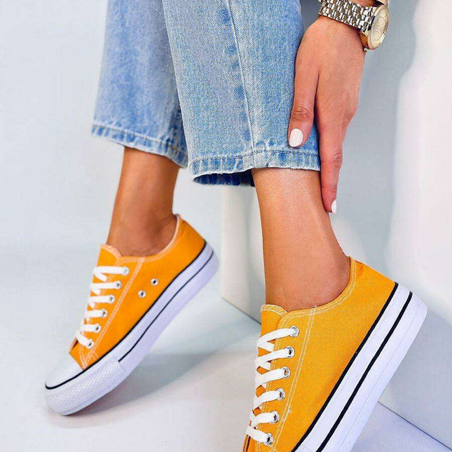 Chic and Cozy Women's Sneakers - Model 178740