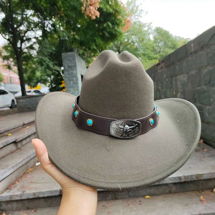 Classic Waterproof Cowboy Hat with Unique Cowhead Detail - Trendy Straw Sun Protection Accessory - Très Elite