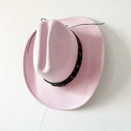 Classic Waterproof Cowboy Hat with Unique Cowhead Detail - Trendy Straw Sun Protection Accessory - Très Elite
