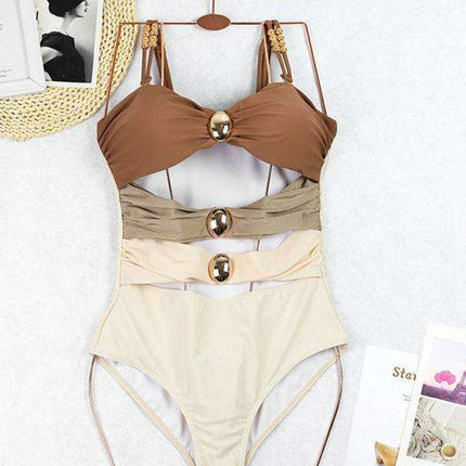 Coastal Chic Cut-Out Swimwear and Sarong Ensemble - Très Elite