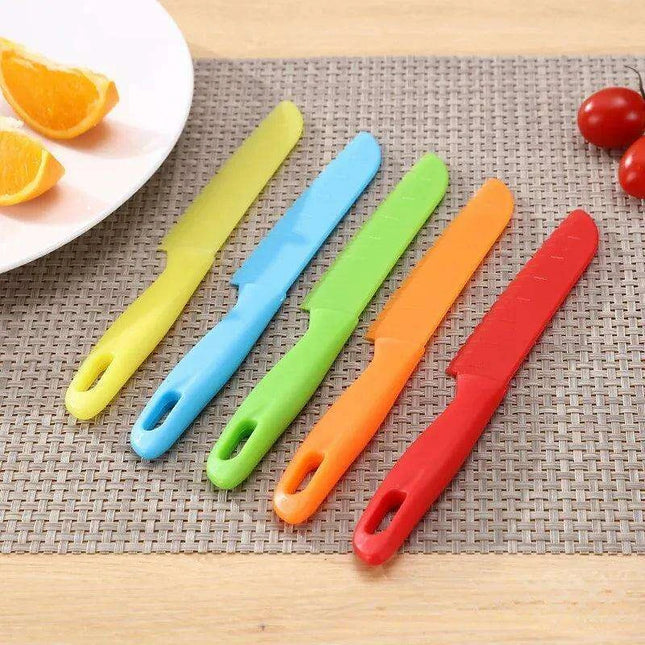 Colorful Kids' Safe Fruit Cutting Knife Set for Young Culinary Explorers - Très Elite
