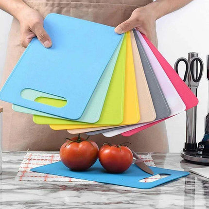 Colorful Non-Slip Cutting Board for Safe and Stylish Kitchen Prep - Très Elite