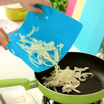 Colorful Non-Slip Cutting Board for Safe and Stylish Kitchen Prep - Très Elite