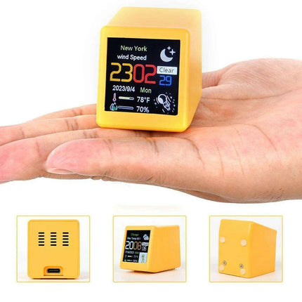 Compact Smart WIFI Weather Station Clock with Customizable GIFs and Photo Album for Gaming Spaces - Très Elite