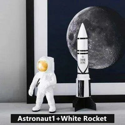 Cosmic Explorer Artisan Space Traveler Sculpture - Distinctive Celestial Decor - Très Elite