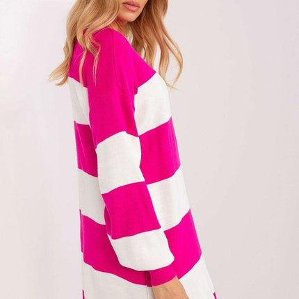 Cozy Chic Striped Acrylic Sweater - A Versatile Wardrobe Staple - Très Elite