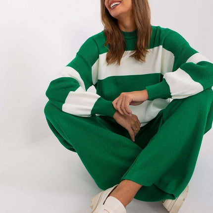 Cozy Chic Striped Acrylic Sweater - A Versatile Wardrobe Staple - Très Elite