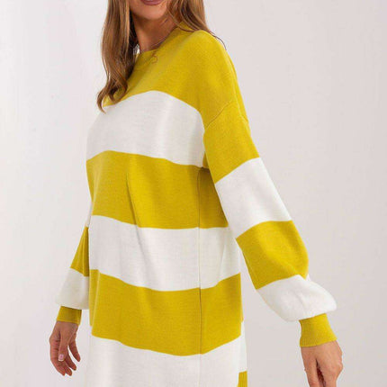 Cozy Chic Striped Acrylic Sweater - A Versatile Wardrobe Staple - Très Elite