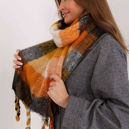 Cozy Colorful Plaid Shawl with Elegant Tassels - Très Elite