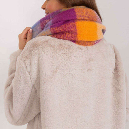 Cozy Colorful Plaid Shawl with Elegant Tassels - Très Elite
