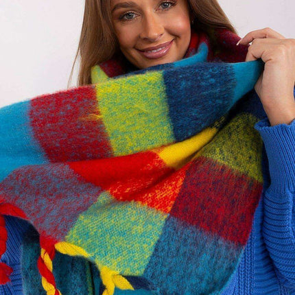 Cozy Colorful Plaid Shawl with Elegant Tassels - Très Elite