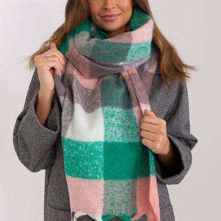 Cozy Colorful Plaid Shawl with Elegant Tassels - Très Elite