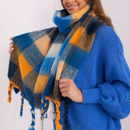 Cozy Colorful Plaid Shawl with Elegant Tassels - Très Elite