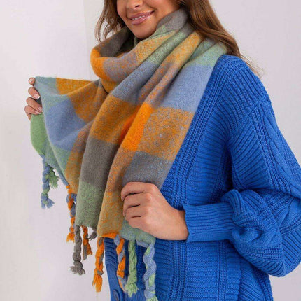 Cozy Colorful Plaid Shawl with Elegant Tassels - Très Elite