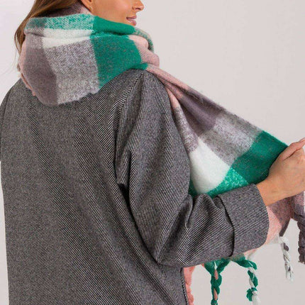 Cozy Colorful Plaid Shawl with Elegant Tassels - Très Elite