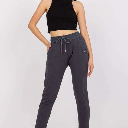 Cozy High-Rise Joggers with Functional Side Pockets - Très Elite