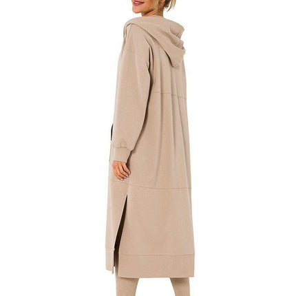 Cozy Hooded Zip-Up Sweatshirt with Functional Pockets - Très Elite