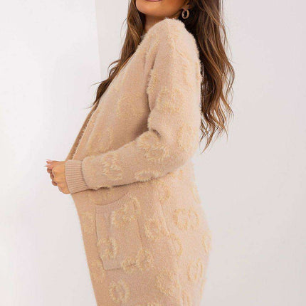 Cozy Knit Cardigan with Convenient Pockets for Every Occasion - Très Elite