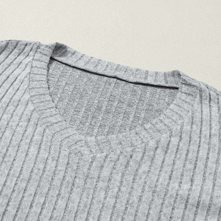 Cozy Light Grey V-Neck Ribbed Knit Lounge Set for Stylish Relaxation - Très Elite