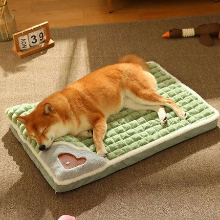 Cozy MADDEN Luxury Plaid Dog Mat for Small to Medium Dogs and Cats - Removable, Washable Fluff Bed - Très Elite