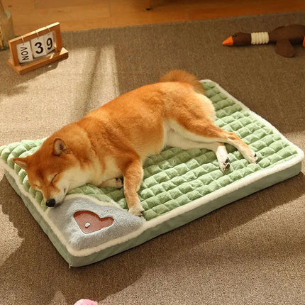 Cozy MADDEN Luxury Plaid Dog Mat for Small to Medium Dogs and Cats - Removable, Washable Fluff Bed - Très Elite