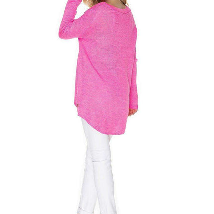 Cozy Oversized Sweater with Peekaboo Detail - Très Elite