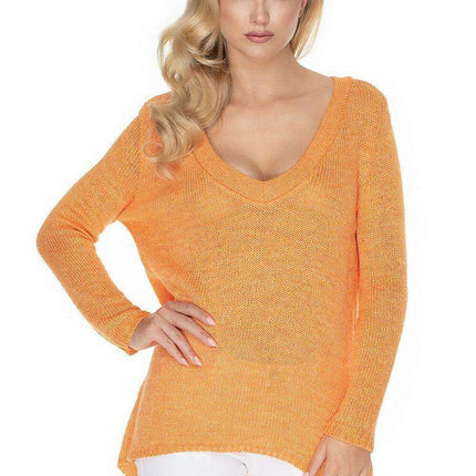 Cozy Oversized Sweater with Peekaboo Detail - Très Elite