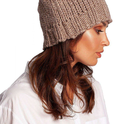Cozy Ribbed Knit Beanie for Winter Warmth - Très Elite