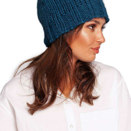 Cozy Ribbed Knit Beanie for Winter Warmth - Très Elite