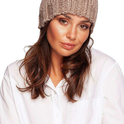 Cozy Ribbed Knit Beanie for Winter Warmth - Très Elite