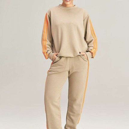 Cozy Striped Tracksuit Set with Coordinating Sweatshirt and Pants - Très Elite