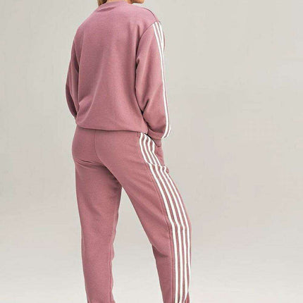 Cozy Striped Tracksuit Set with Coordinating Sweatshirt and Pants - Très Elite