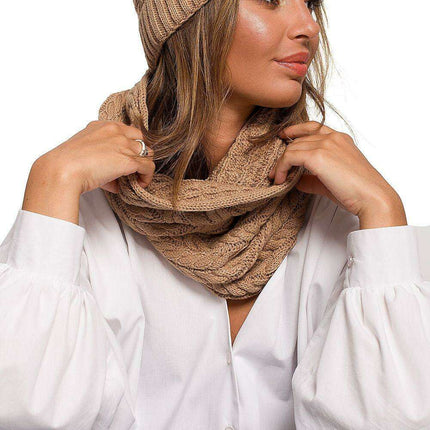 Cozy Thick Plaid Knit Infinity Scarf - Très Elite