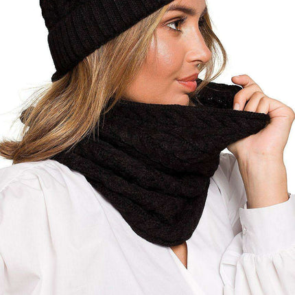 Cozy Thick Plaid Knit Infinity Scarf - Très Elite