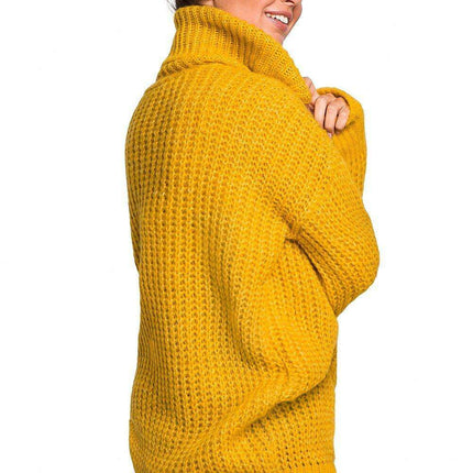 Cozy Turtleneck Sweater with Oversized Fit - Très Elite