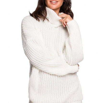 Cozy Turtleneck Sweater with Oversized Fit - Très Elite