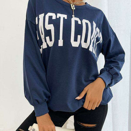 Cozy Winter Essential: Letter-Print Knit Pullover - Très Elite