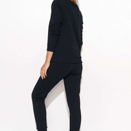Crystal-Adorned Makadamia Loungewear Set - Très Elite
