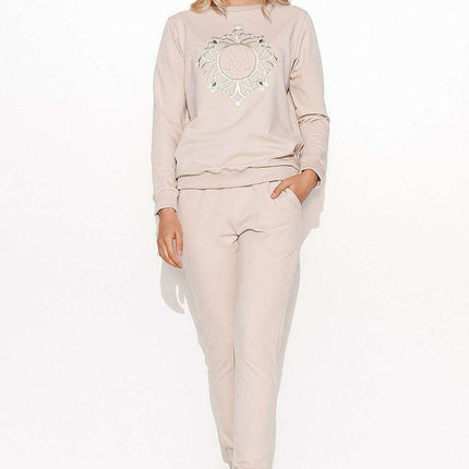 Crystal-Adorned Makadamia Loungewear Set - Très Elite