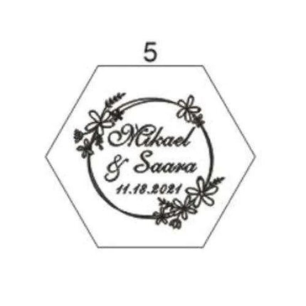 Customizable Transparent Hexagon Acrylic Ring Box with Engraved Name and Date - Elegant Jewelry Display- Très Elite- Très Elite