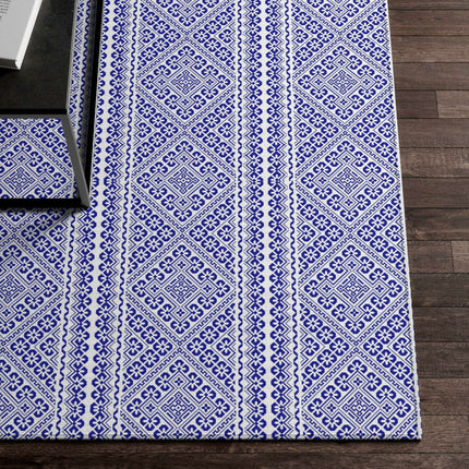 Customizable Winter Wonderland Snowman Area Rug with Anti-Skid Backing - Maison d'Elite Premium Collection - Très Elite