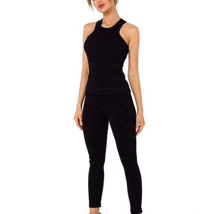 Cutout Ribbed Boxer Top with Contemporary Design - Très Elite