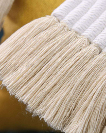 Nordic Holiday Woolen Wall Hangings: Handcrafted Festive Home Decor for Cozy Winter Vibes