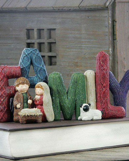 Elegant European LOVE/FAMILY Resin Decor - Charming Home Accents and Meaningful Gifts