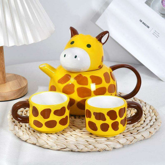 Charming Giraffe-Inspired Ceramic Mug Collection