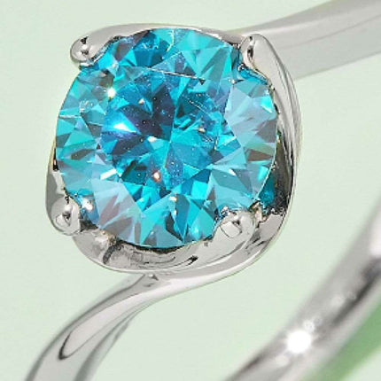 Dazzling 1 Carat Moissanite Sterling Silver Solitaire Ring Set with Certification.