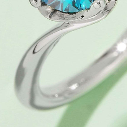 Dazzling 1 Carat Moissanite Sterling Silver Solitaire Ring Set with Certification.