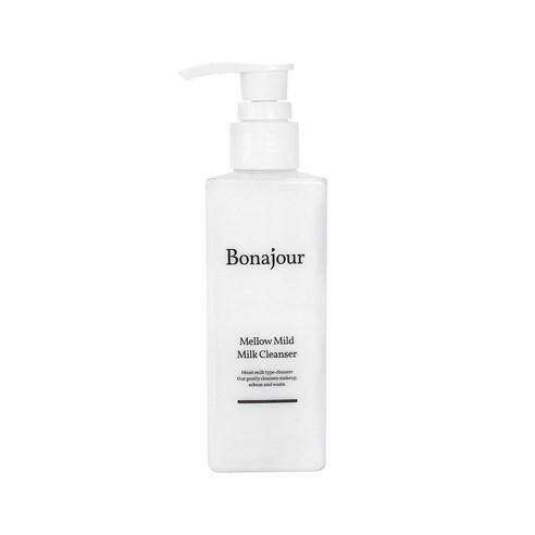 Delicate Skin Care Gentle Milk Cleanser with Soothing Emulsifiers - Très Elite